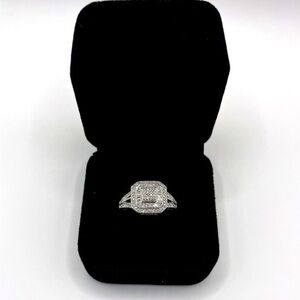 0.70 CT Cushion Cut Natural Diamond Baguette Silver Ring